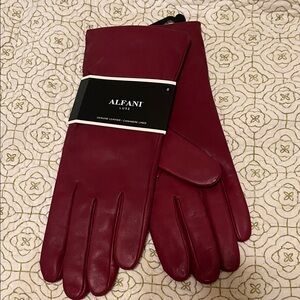 Alfani Women’s Burgundy Leather Gloves
